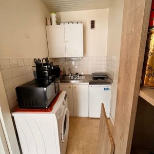 Location Appartement 1 pièce 29m² ST LO 50000 - Photo 2