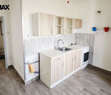 Pronájem bytu 2+1 v družstevním vlastnictví 55 m², Hradec Králové - Fotografie 5