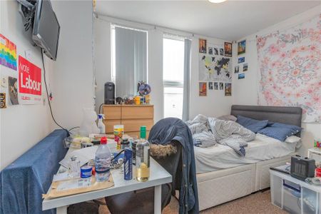 6 bedroom house to rent - Photo 5