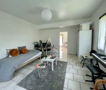 Location Appartement 1 pièce 39m² - Photo 3