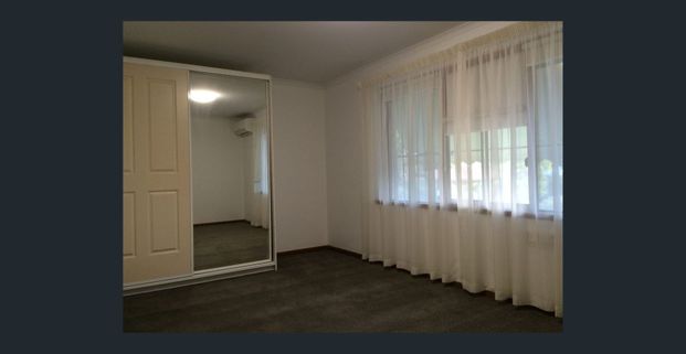 Large 2 Bedroom Townhouse - Photo 1