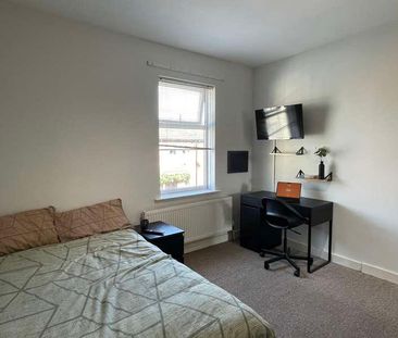 Wilson Street - Bed *price Reduction!!!* -available Now!, LN1 - Photo 4