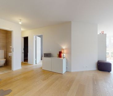 Bel appartement entièrement rénové de 3.5 pièces de 103 m2 à louer - Photo 2