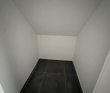 Erstbezug nach Sanierung: Charmante Dachgeschosswohnung - Foto 6