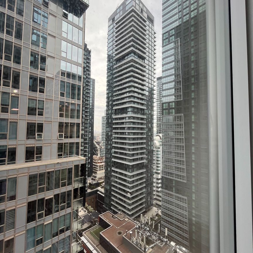 For Lease - 15 Mercer Street Unit# 2103, Toronto, Ontario - Photo 1