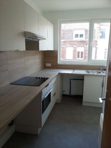 Location Appartement 2 pièces 43m² ST ANDRE LEZ LILLE 59350 - Photo 2
