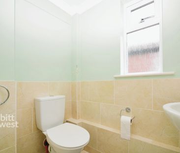 3 bedroom semi-detached house to rent - Photo 3