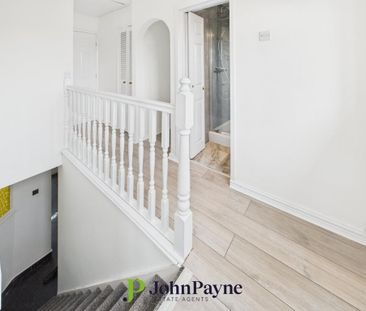 4 bedroom semi-detached house to rent - Photo 4