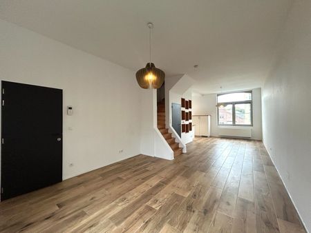 Instapklaar 2-slaapkamer appartement nabij centrum Roeselare! - Foto 2
