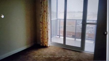 181 Village Green Square #611 - Photo 4