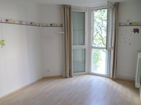 Location Appartement 4 pièces 90m² MONTPELLIER 34070 - Photo 3