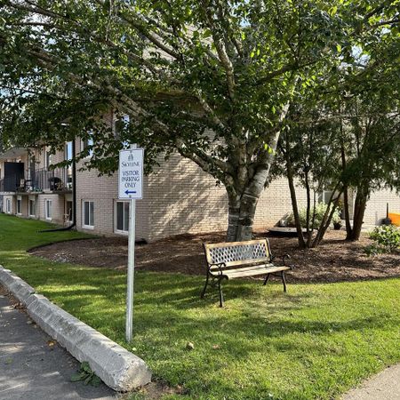 Skyway Estate Apartments - Photo 4