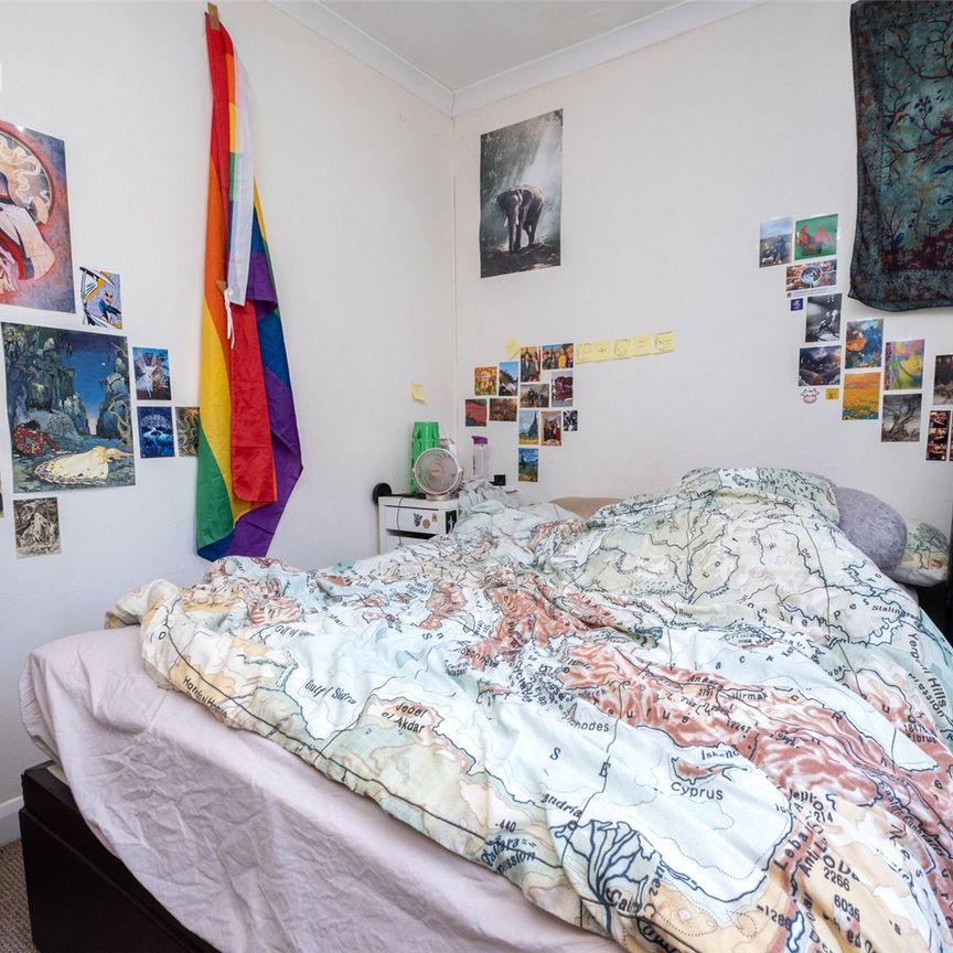 4 bedroom terraced house to rent - Photo 1