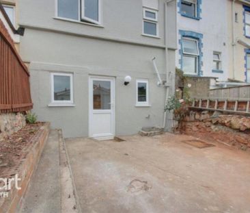 4 bedroom terraced house to rent - Photo 4