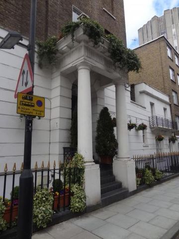 Flat 14 Cartwright Gardens, Bloomsbury WC1H 9EH - Photo 2
