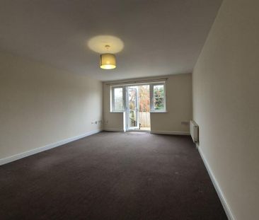 2 bedroom ground floor flat to rent - Photo 6