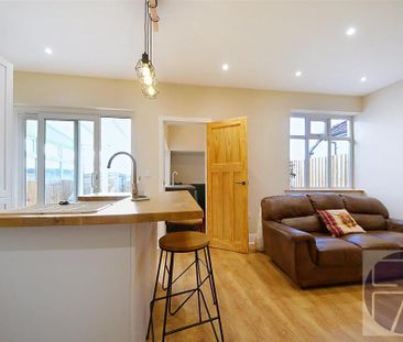 2 bedroom semi-detached bungalow to rent - Photo 1