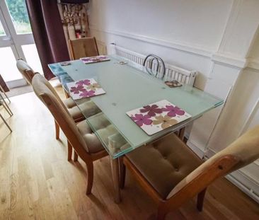 Room in a Shared House, Tarling Road, E16 - Photo 1