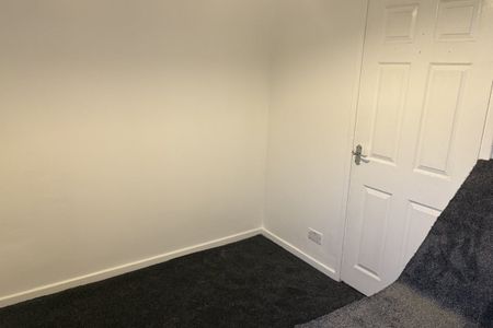 Sycamore Avenue - Photo 3