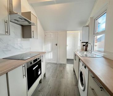 York Street, Pelaw, Gateshead - Photo 5