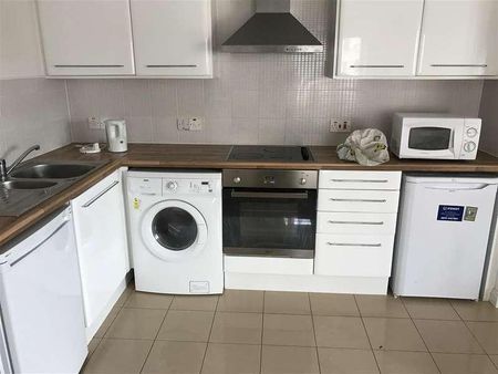 Tommy Lee's House, Falkland Street, Liverpool, L3 - Photo 2