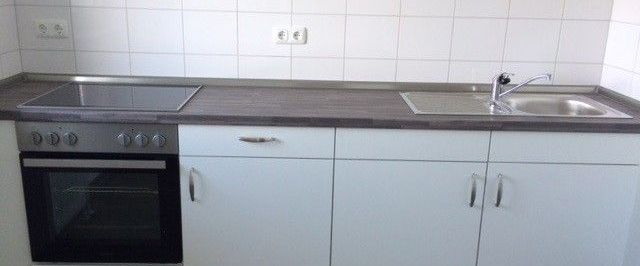 Geräumige & sanierte 2-Zimmer-Souterrainwohnung sofort anmietbar! - Photo 1