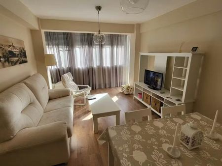 Calle Zapardiel, Sevilla, Andalusia 41005 - Photo 4