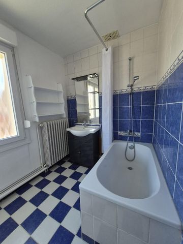 Location Maison 4 pièces 84m² CAMBRAI 59400 - Photo 5