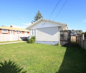 35 Claymore Street, Manurewa - Photo 1