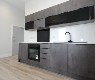 1 bedroom apartment to rent - Photo 2