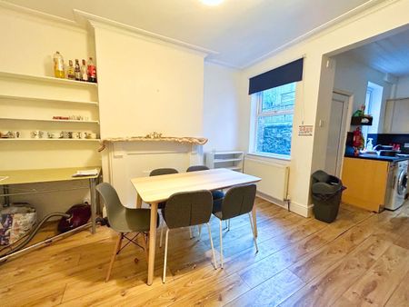 4 bedroom house share to rent - Photo 2