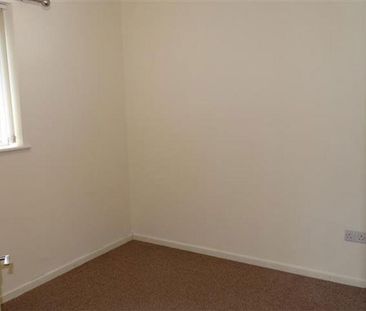 3 bedroom bungalow to rent - Photo 4