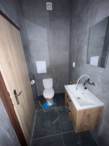 Pronájem bytu 1+1 51 m² - Photo 4