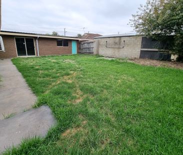 59 Carlisle Drive, Epping VIC 3076 - House For Rent | Domain - Photo 4
