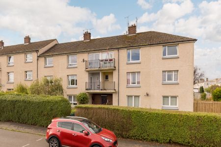 2 Bedroom Flat for Rent on Langton Road in Edinburgh - Photo 2