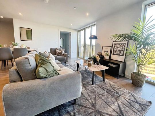 2 bedroom flat to rent - Photo 1