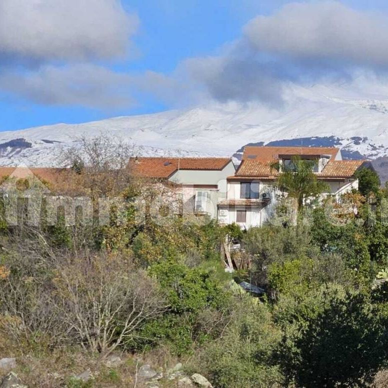 Trilocale ottimo stato, primo piano, Centro, Pedara - Foto 1