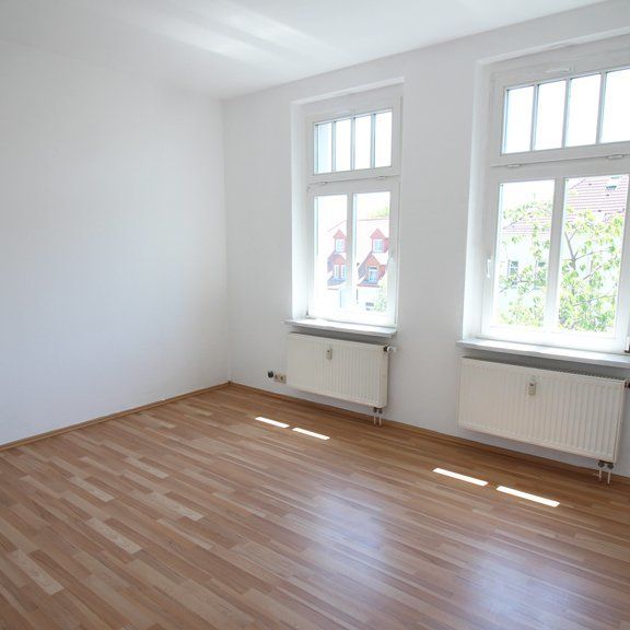 **Sehr helle 2-Zimmer Wohnung in Grimma + Außenstellplatz inkl.** - Foto 1