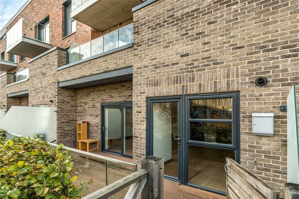 2 bedroom duplex to rent Merlin Drive, Fletton Quays, Peterborough, Cambridgeshire, PE2 - Photo 1