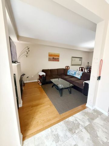 For Lease - 212 Losino Crescent, Kanata, Ontario - Photo 2