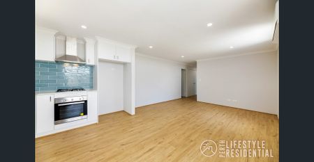 2 BED + STUDY NOOK ~ BEACHSIDE HOME - Photo 4