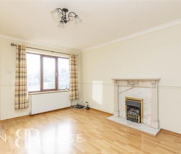 4 bedroom detached house to rent - Photo 4