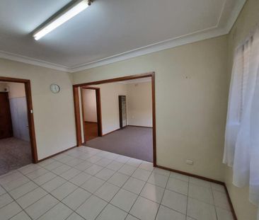 1BR Flat In Great Location - Photo 4