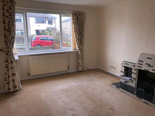 3 bedroom semi-detached house to rent - Photo 1