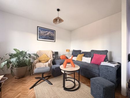 T3 spacieux – 74 m2 avec balcon et garage - Photo 2