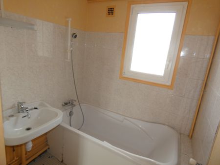 Location Appartement 3 pièces 57m² BEAUNE 21200 - Photo 2