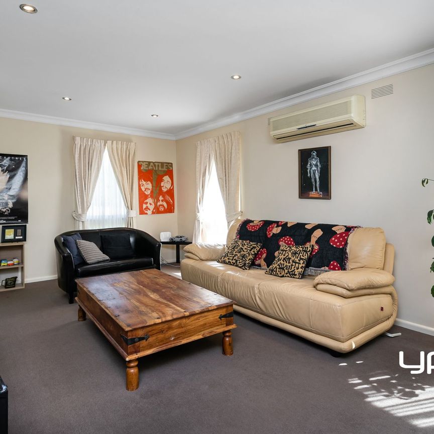 16 Batman Ave, Sunbury - Photo 1