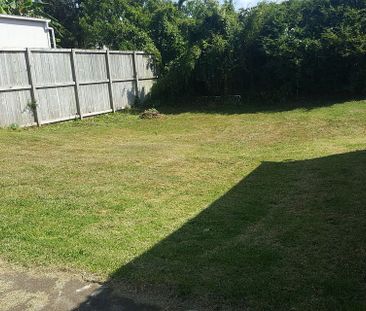 Charming 4BR Mount Roskill Haven - Photo 3