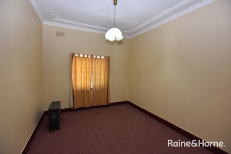 26 Caroline Street, Orange, NSW 2800 - Photo 2