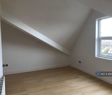 1 bedroom penthouse to rent - Photo 5